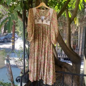 Kyra Midi Dress ~ Green Carnation